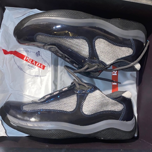 Pradas in mint condition, worth more now. Size 36 is 5.5Y in U.S. - Picture 2 of 11